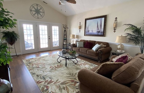 Socastee Condo | Spacious Waterfront Condo in Myrtle Beach Overlooking the Waterway & Golf Course
