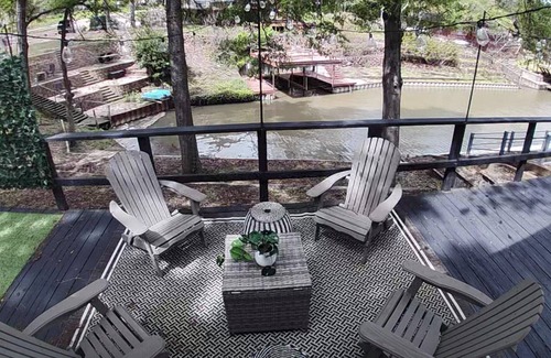 Tool House | Spacious Waterfront Home with beautiful views. Late checkout on Sundays