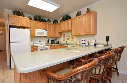 Orange Beach East Condo | Spacous Beach Front Unit close to the Flora Bama
