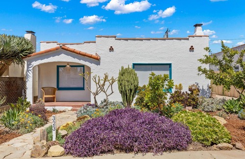 Ventura House | Spanish Home Minutes From Beach and Mountains