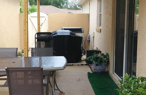 The Villages House | Spanish Springs area Courtyard Villa w/Golf Cart & Clubs
