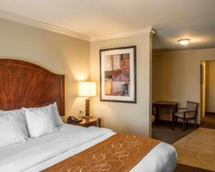 Forest Park Hotel | Spark by Hilton Cincinnati Fairfield