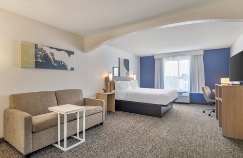 Onalaska Hotel | Spark by Hilton La Crosse Onalaska