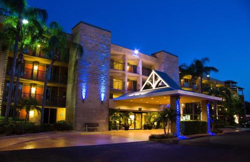 Sarasota Hotel | Spark by Hilton Sarasota Siesta Key Gateway