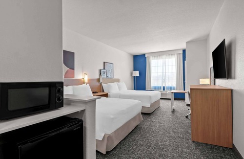 Selma Hotel | Spark by Hilton Selma
