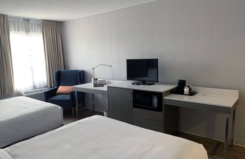 Gateway Hotel | Spark by Hilton Toronto Mississauga