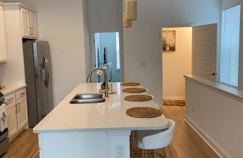 Fernandina Beach House | Sparkling Townhouse Near Historic Downtown Fernandina Beach & Amelia Island