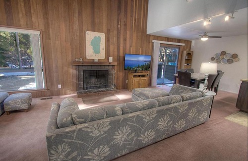 Incline Village Apartment | Sparrow's Nest home