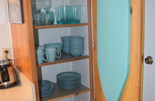 Kamuela House | Special for monthly rentals, great for traveling medical prof.