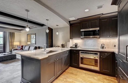 Avon Apartment | SPECIAL! Ritz-Carlton Bachelor Gulch 2BR&2BA Residence INSIDE hotel adj to Lift!