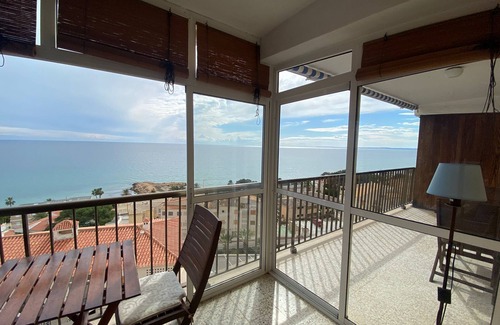 Santa Pola Apartment | Spectacular apartment by the sea in the coves of Santa Pola del Este.