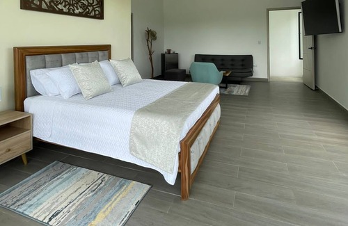 Quimbaya Villa | Spectacular Country House with Swimming Pool close to Panaca