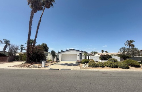 Palm Desert House | Spectacular Getaway for Golfers and Sun Lovers - Premiere Property