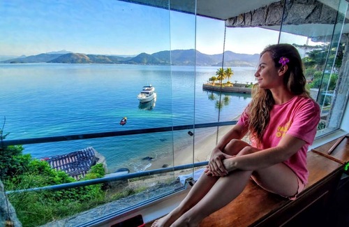 Ponta Leste House | SPECTACULAR HOME WITH PRIVATE BEACH