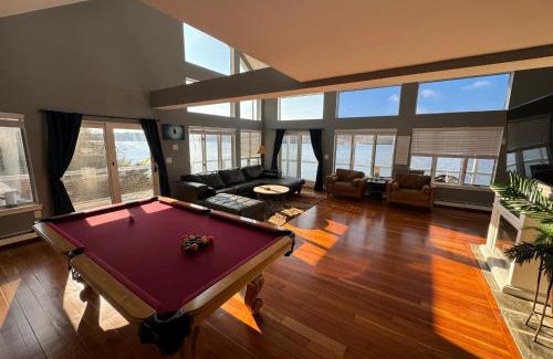 Conning Towers Nautilus Park House | Spectacular home with a amazing ocean - river view