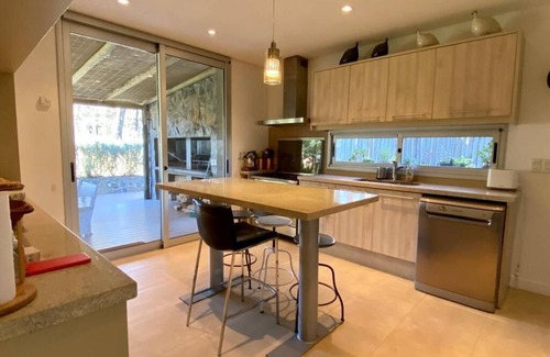 El Placer House | Spectacular house in a closed neighborhood in Rincon del Indio near the sea