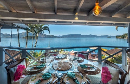 Mombaca House | Spectacular Luxury House in Angra dos Reis, Small Condominium Mombaça