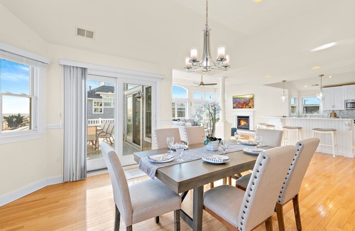 North Beach House | Spectacular Luxury Home, 3rd from Beach, Ocean Views, Open Layout, Elevator