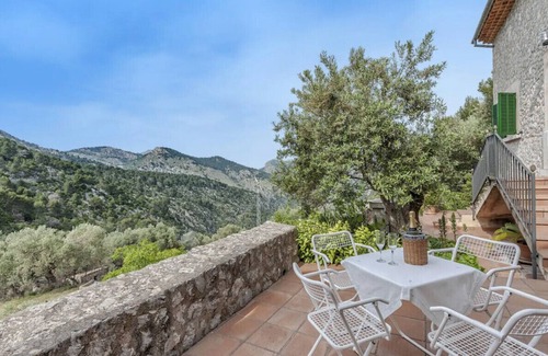 Selva Villa | Spectacular Mallorcan villa with private pool, Wi-Fi in Sierra Tramuntana