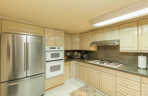 Rancho Cerro Colorado House | *Spectacular Ocean Views* Walk to Beach - Secure Gated Community - Sleeps 12