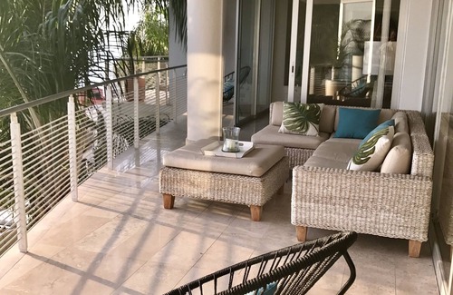 South Shore Hotel Area Condo | SPECTACULAR OCEAN AND JUNGLE VIEWS