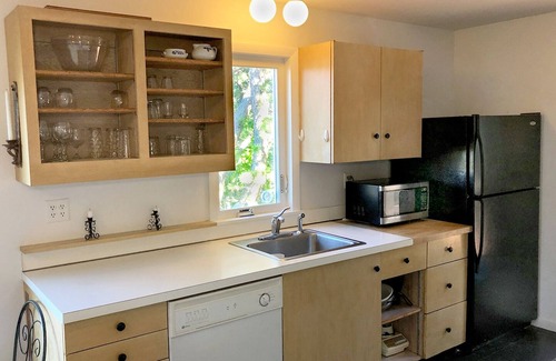Indian Neck Heights House | Spectacular Views of Blackfish Creek (1581)