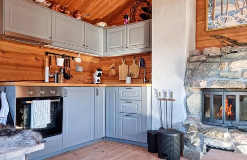 Dølemo House | Spend a vacation close to nature in this vacation home