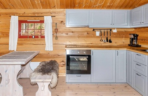 Dølemo House | Spend a vacation close to nature in this vacation home