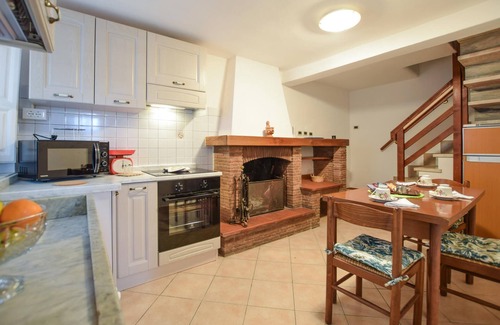 Pedona House | Spend a wonderful Tuscany vacation in this beautiful vacation home.