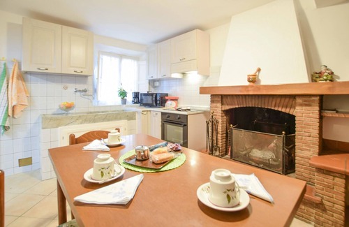 Pedona House | Spend a wonderful Tuscany vacation in this beautiful vacation home.