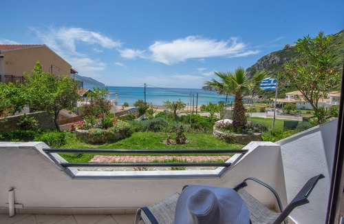 Termenades Apartment | Spiros and Polyxeni Apartment 1 Afionas