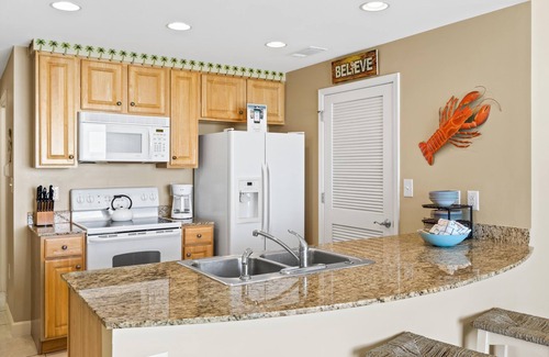 West Panama City Beach Condo | Splash 104W - Direct Beachfront, Waterpark, Pools, Lazy River, Free Activities