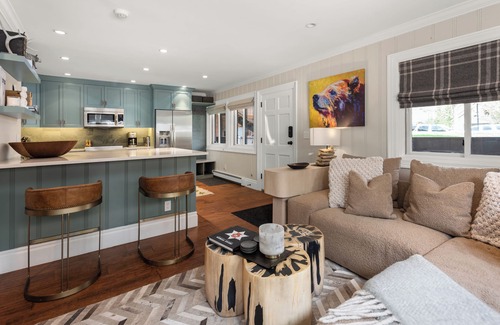 Aspen Condo | Splendid 2br Core Aspen - walking distance to all!