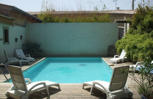 Pezenas Villa | Splendid air-conditioned stone and wood villa: in Pézenas (town of the Middle Ages).