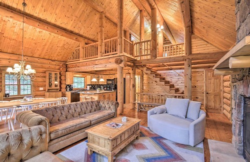 Lake City Cabin | Splendid Family Cabin w/Hot Tub & Grill!