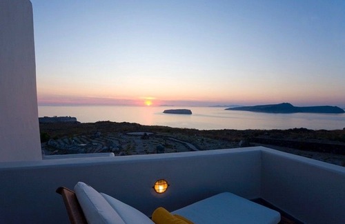 Akrotiri Villa | Splendid Santorini Villa | 5 Bedrooms | Villa Buena Vista | Private Pool with.