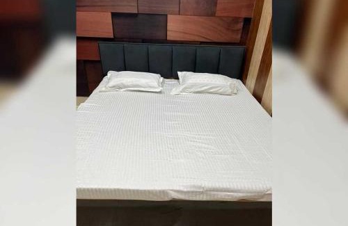 Etawah Hotel | SPOT ON The Yeble Hotel And Restaurant