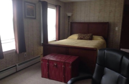 Biddeford Pool House | Sprawling sea views and oceanside relaxation 200 feet from the beach