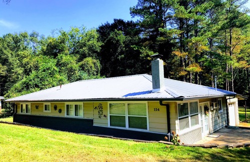 Iuka House | Spring haven! Perfect spot on lake for fishing! Spacious home; Eagles near!