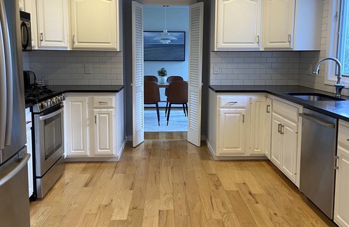 Spring Lake House | Spring Lake NJ nestled perfectly between downtown and two blocks from the beach!