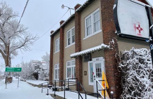 Springer Hotel | Springer Station