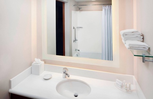 Downtown Indianapolis Hotel | SpringHill Suites by Marriott Indianapolis Downtown