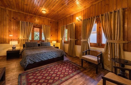 Mahandri Resort | Spruce Resort Khanian