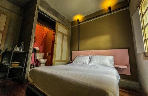 Barrios Unidos Hotel | Sr Luis Hotel Boutique - Zona Héroes - Recepción Digital 24H