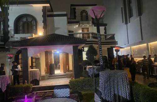 Gurugram Villa | SRB Luxury Villa