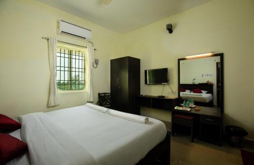 Tiruvallur Hotel | Srichand Business Class Rooms