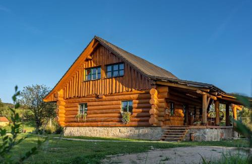 Benesov nad Cernou House | Srub Pohodář v Novohradských horách