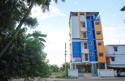 Kalapettai Hotel | SRV Residency