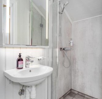 Meloy Municipality Hotel | STØTT top of Helgeland