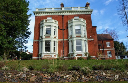 St Albans Hotel | St. Alban (Standard King Room with Shower En-suite and Cathedral View)